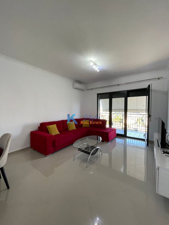 Tirane, jap me qera apartament 1+1+Ballkon Kati 6, 75 m² 450 € (Unaza e Re, Kompleksi Green City)