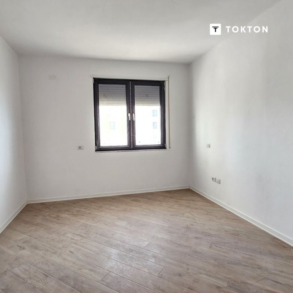Durres, shitet apartament 2+1 Kati 8, 113 m² 260.000 € (Durrës) TT 1230