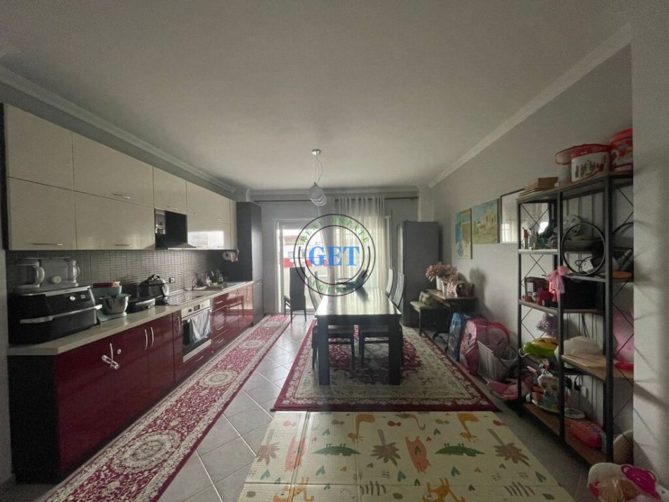 Durres, shitet apartament 2+1+Ballkon Kati 7, 108 m² 115.000 € (Plazh Iliria)