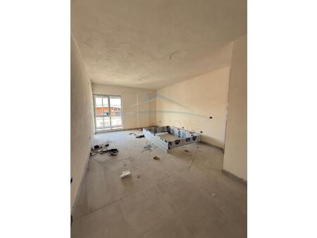 Tirane, shitet apartament 1+1 Kati 8, 61 m² 125.000 € (pas Concord Center, Rruga 5 Maji, Tiranë AREA44444)