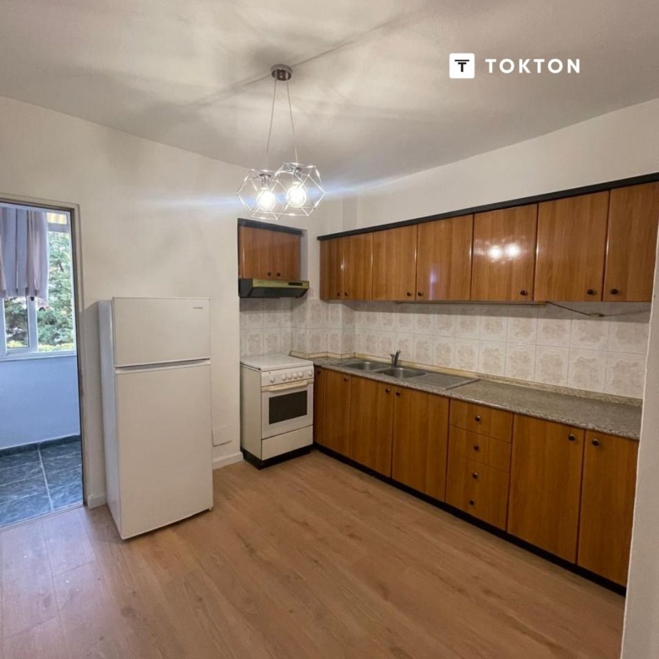 Tirane, shitet apartament 1+1 Kati 3, 53 m² 89.000 € (Pranë Adidas, Xhamlliku, Tiranë, TT 1488)