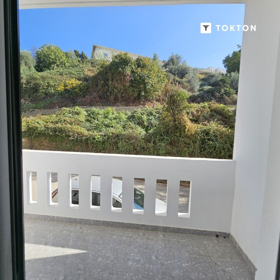 Vlore - Lungomare - Uji i Ftohte, shitet garsonier 1+1 Kati 2, 28 m² 70.000 € (Uji i ftohtë, Lungomare, Vlorë, TT 1479)