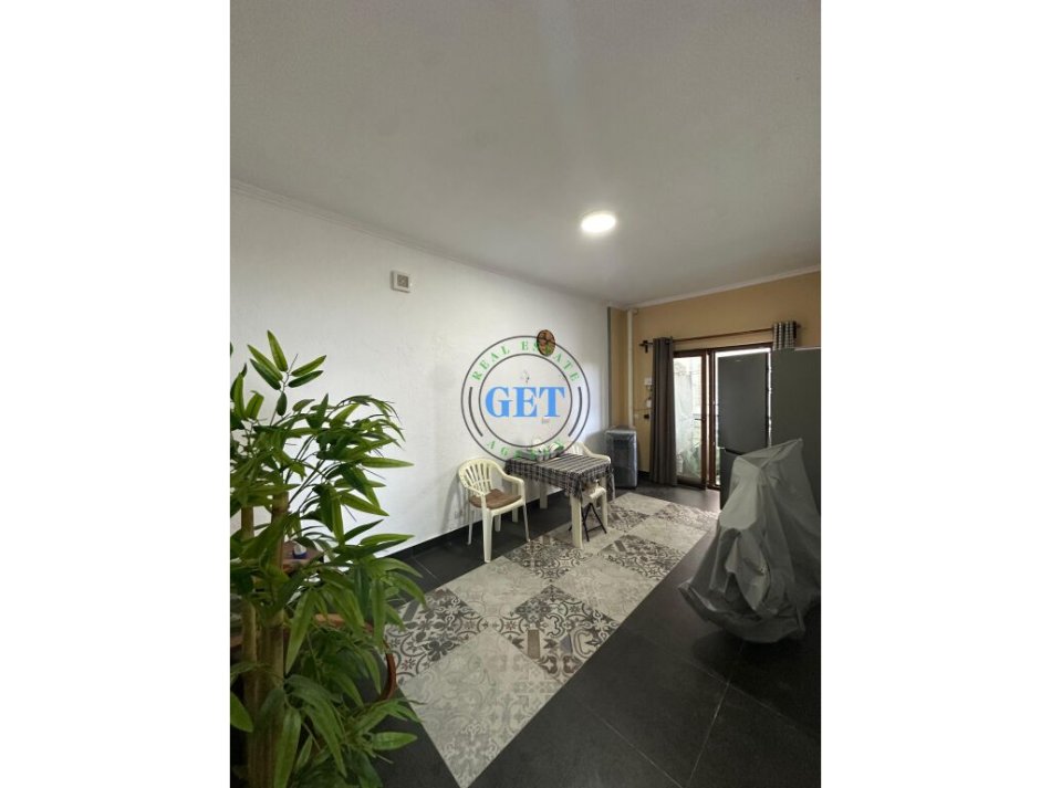 Durres, shitet apartament+verande | Penthouse 1+1+Ballkon Kati 5, 80 m² 85.000 € (Shkembi Kavajes, Durres)