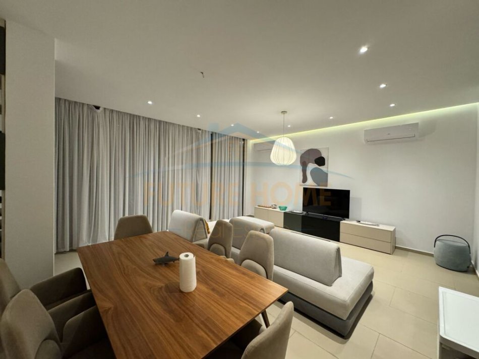 Tirane, shitet apartament duplex 2 Katshe Kati 2, 317 m² 1.000.000 € (GREEN COAST)