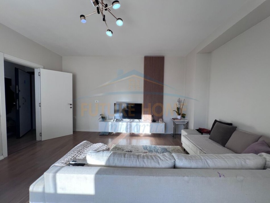 Tirane, shitet apartament 2+1 , 149.000 € (SELITE)