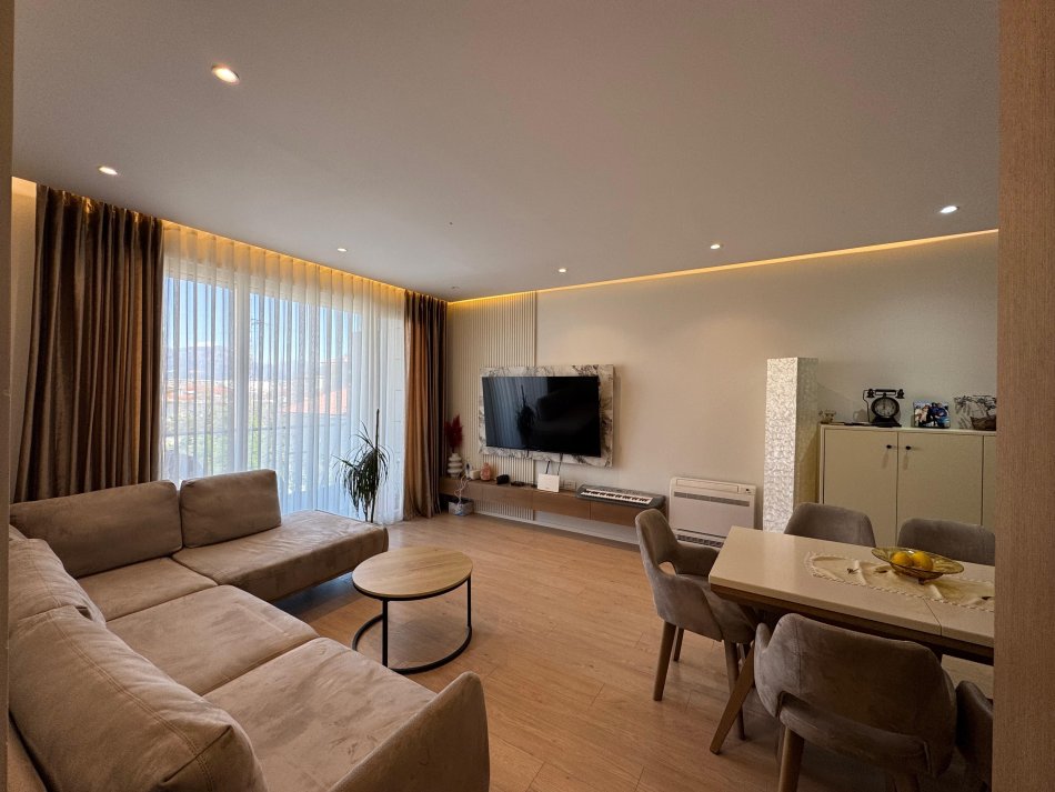Tirane, shitet apartament 2+1 Kati 4, 106 m² 245.000 € (Kompleksi Fiori di Bosko)