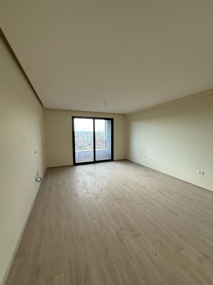 Tirane, shitet apartament 3+1 Kati 4, 134 m² 267.400 € (Bulevardi i Ri)