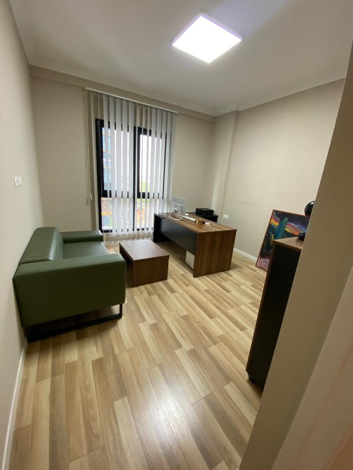 Tirane, shitet apartament 2+1 Kati 4, 110 m² 280.000 € (Kompleksi Square 21)