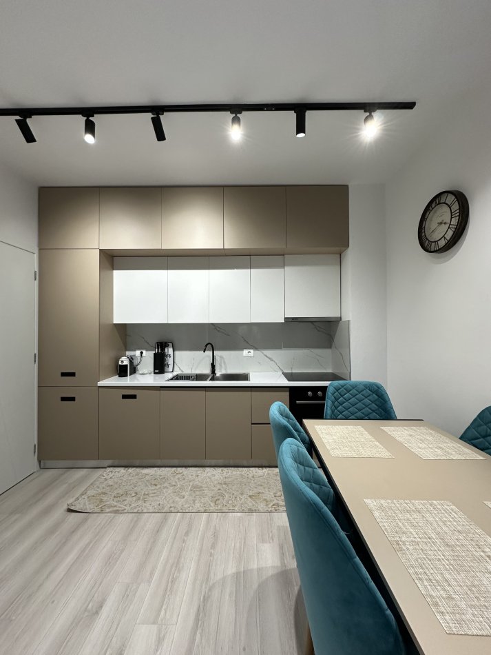 Tirane, shitet apartament 2+1 Kati 4, 73 m² 154.000 € (Residenca Erli Porcelan)