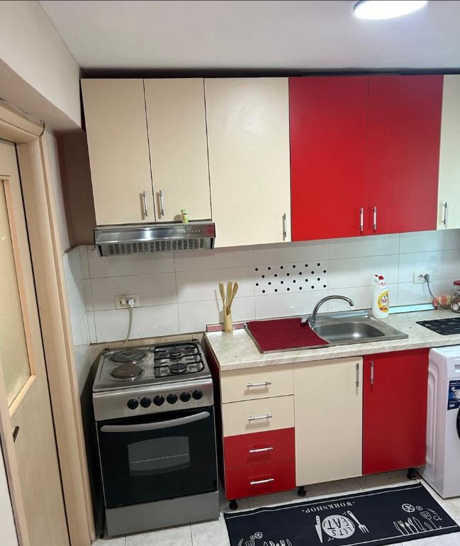 Tirane, jepet me qera apartament 1+1 , 67 m² 410 € 
