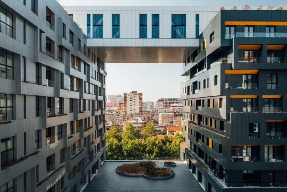 Tirane, shitet apartament 3+1 , 228 m² 630.000 € 