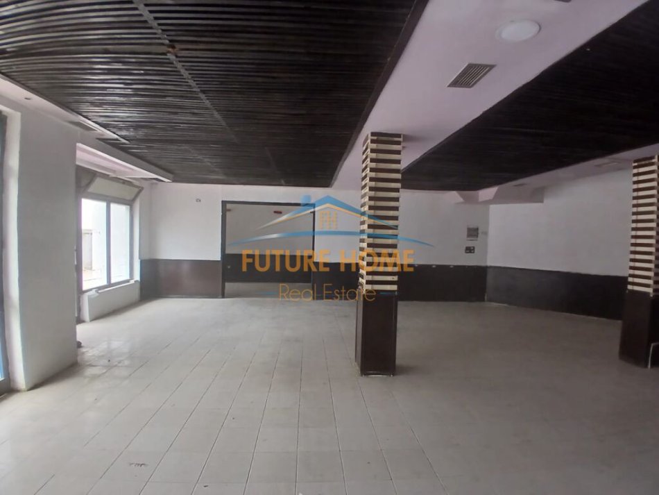 Tirane, shitet ambjent biznesi Kati 0, 148 m² 25.000.000 € 