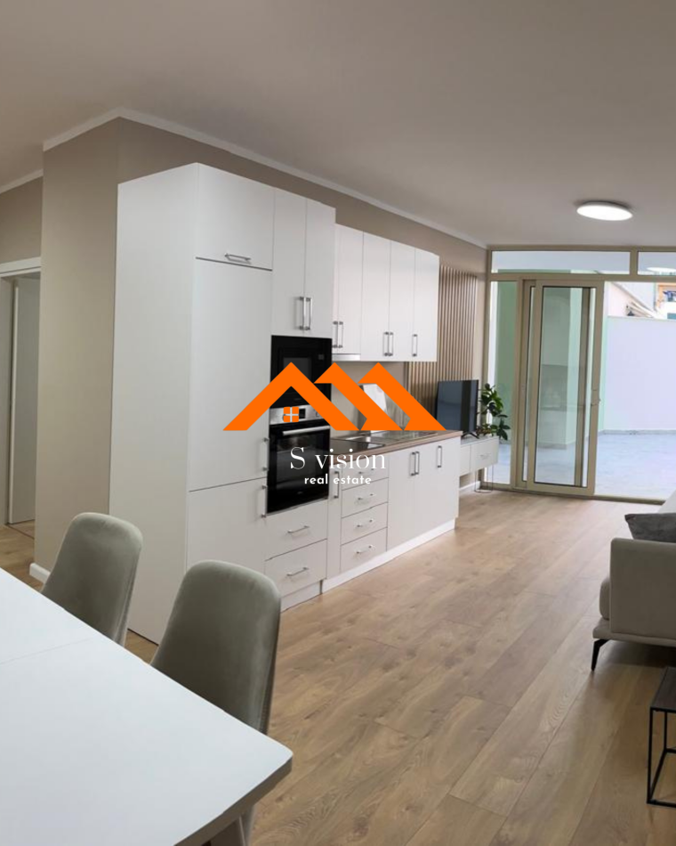 Durres, shitet apartament 3+1+Ballkon Kati 1, 103 m² 229.000 € (Vollga,Rruga Anastas Durrsaku)