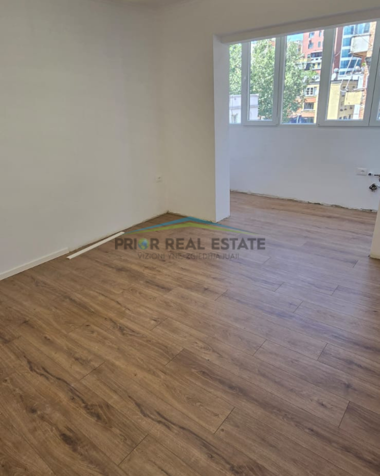 Tirane, shitet apartament 2+1 Kati 4, 64 m² 169.000 € (21 Dhjetori)