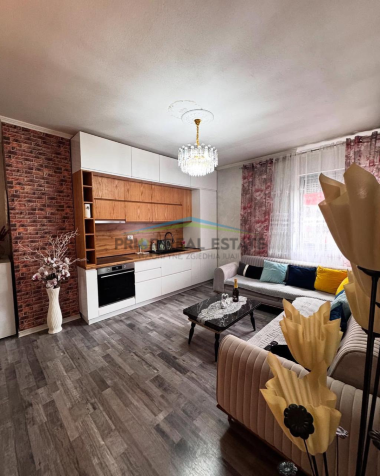 Tirane, shitet apartament 2+1 Kati 4, 88 m² 139.000 € (Yzberisht)