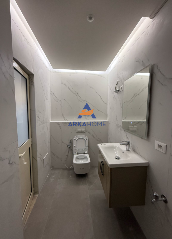 Tirane, shitet ambjent biznesi Kati 0, 130 m² 455.000 € (VASIL SHANTO)