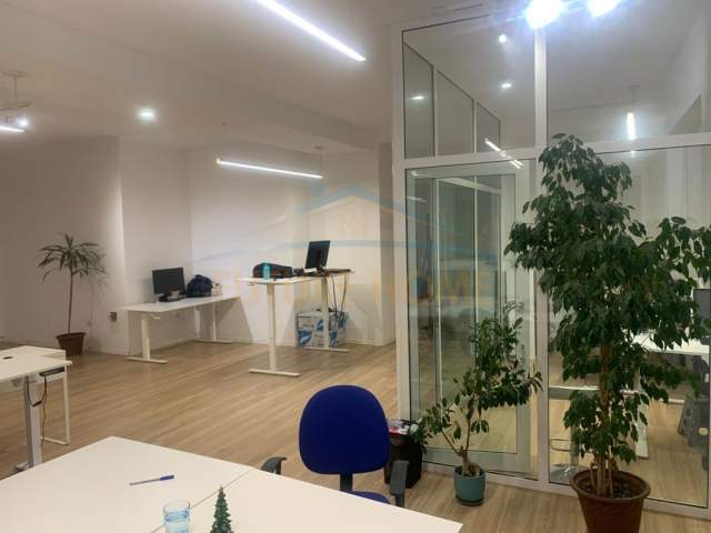 Tirane, shitet apartament 3+1+A+BLK Kati 11, 130 m² 180.000 Euro (Jordan Misja) PARK29034
