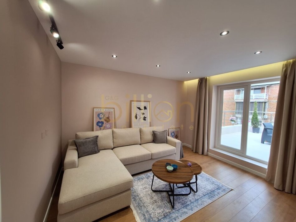 TEK MINE PEZA, SHITET APARTAMENT 2+1, ID: Billion3439