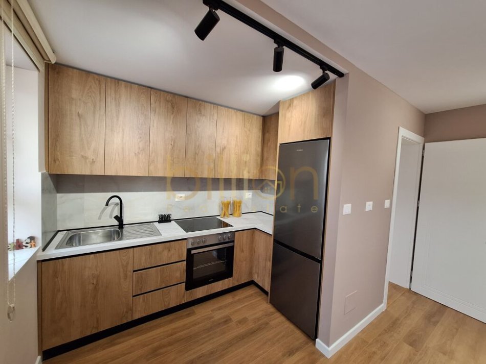 TEK MINE PEZA, SHITET APARTAMENT 2+1, ID: Billion3439