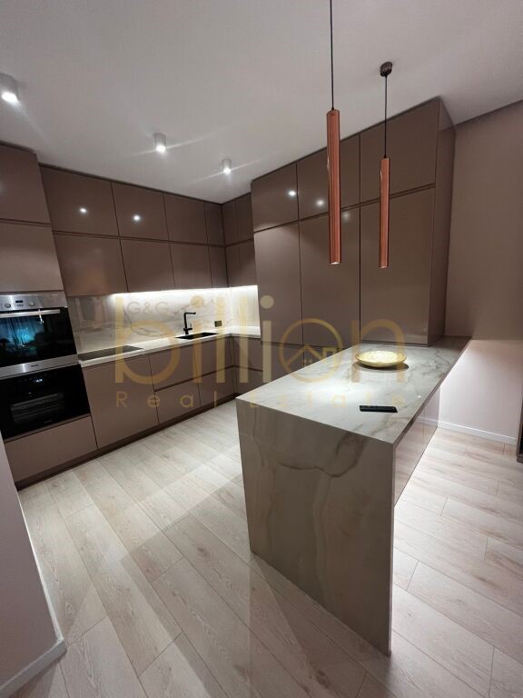 TEK LIQENI, OFROJME APARTAMENT LUKSOZ PER QIRA, ID: Billion3455