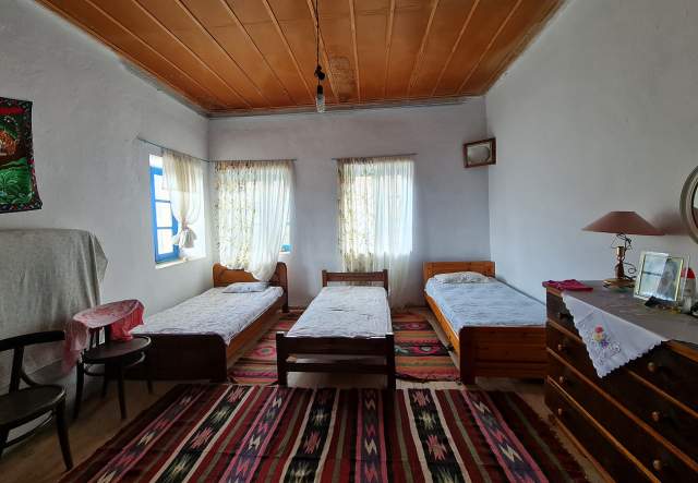SHITET SHTËPI PRIVATE + TRUALL NË FSHATIN BORSH, HIMARË 2.000 m² 400.000 Euro (Sarande)