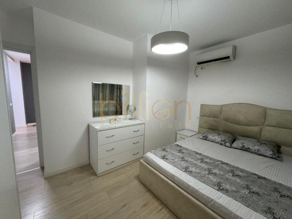 Tirane, shitet apartament 2+1, Kati 7, 80 m2 210,000 € (ish Ekspozita, Tiranë)