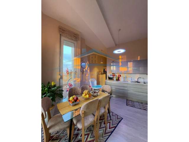 Tirane, shes apartament 3+1+Verande,  Kati 11, 126 m² 195.000 Euro (Kompleksi Kontakt)