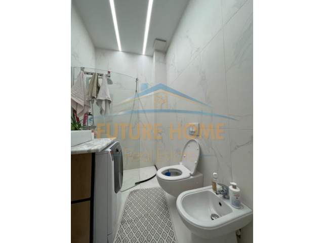 Tirane, shes apartament 3+1+Verande,  Kati 11, 126 m² 195.000 Euro (Kompleksi Kontakt)