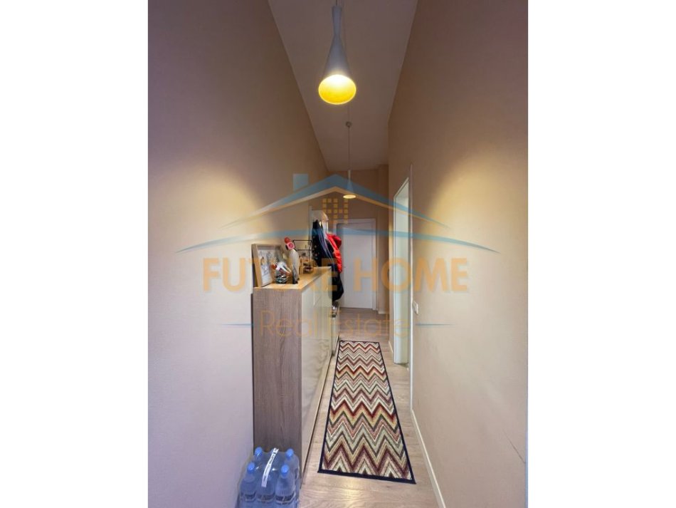 Shitet , Apartament 3+1+ Verandë, Kompleksi Kontakt , Tiranë.
