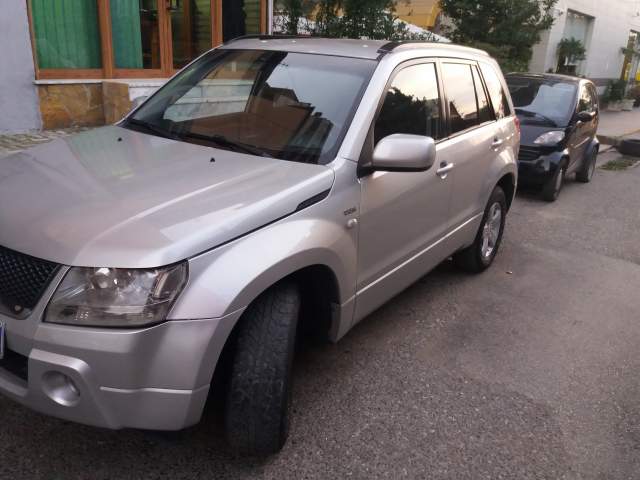 Tirane, shes makine Suzuki Grand Vitara Viti 2007, 7000 Euro