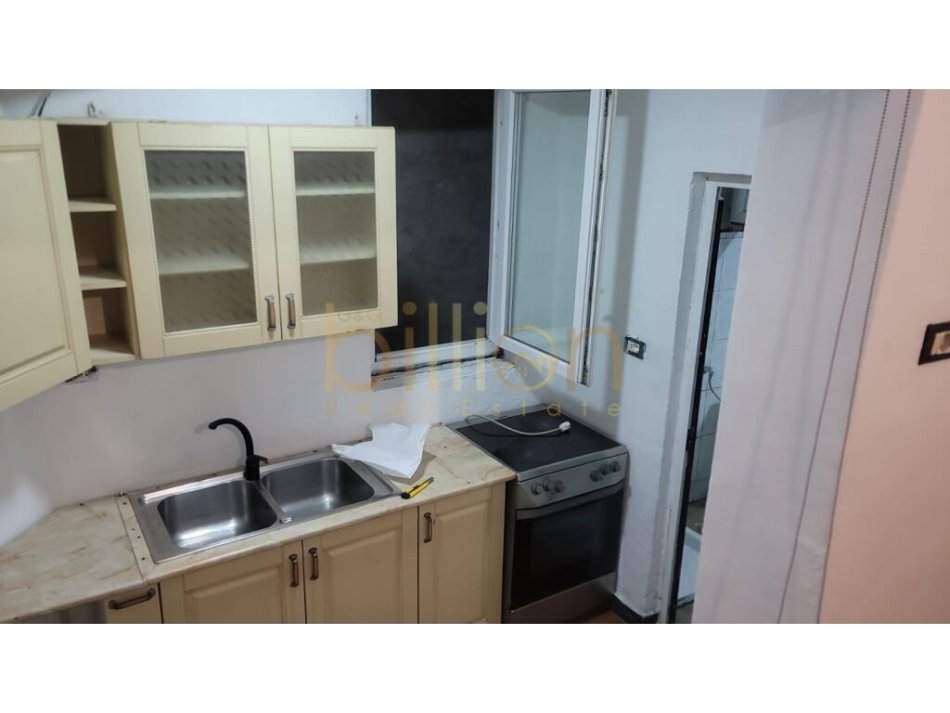 jepet me qera apartament 1+1, , 68 m² 500 € (Rruga e Elbasanit, Tirana, Albania)