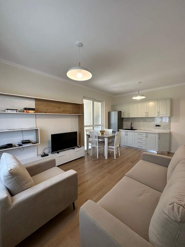 Tirane, shitet apartament 1+1+BLK Kati 2, 51 m² 95.000 Euro (Rruga e Barrikadave)