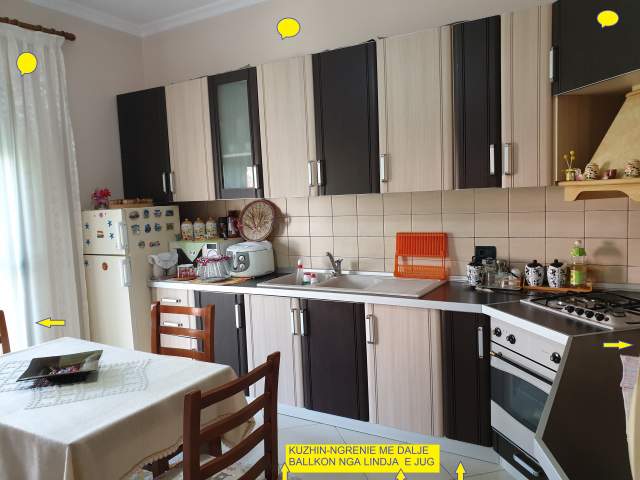 Tirane, Shitet Ndërtesë e përzier, ideale për servis makinash, punishte dhe banim me 2-kate, sip.truall 162m², sip.ndërtuar 250m² Cmim 255'000 euro, 100m nga rreth-rrotullimi ri Shkozës mbi Lanë, tek Poligrafiku/Kryegjyshata, në fund rr.A.Demi e kryqëzimi me rr.S.Petrela ose 800mnga Maternitet Ri.