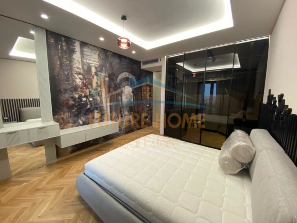 Durres, jepet me qera apartament 1+1+Aneks+Ballkon Kati 12, 95 m² 900 € (Taulantia)