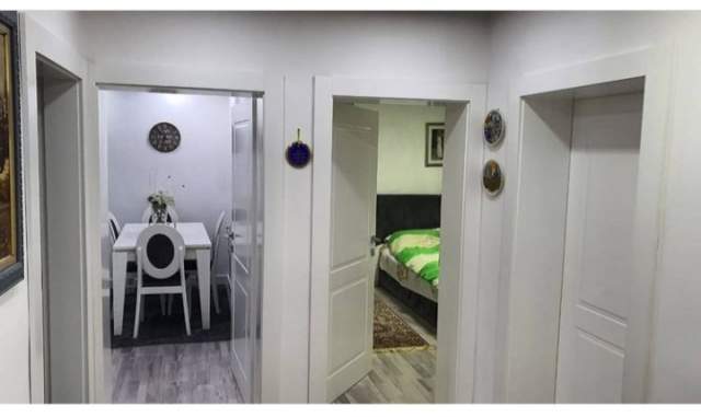 Tirane, shitet apartament 2+1 kati 5, 85.000 Euro (prane Shkolles se Baletit