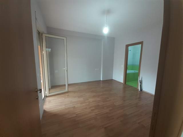 Tirane, shitet apartament 2+1+2 110 m² (Don Bosko)