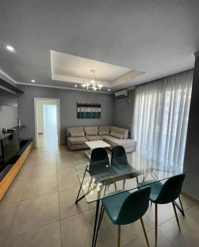 Tirane, jap me qera apartament 2+1
