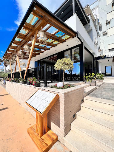 Durres, jepet me qera hotel Kati 0, 700 m² 70.000 Euro (Shkembi i Kavajes)