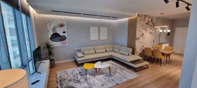 Durres, jap me qera apartament 2+1+BLK Kati 9, 95 m² 800 Euro (Taulantia, Vollga)