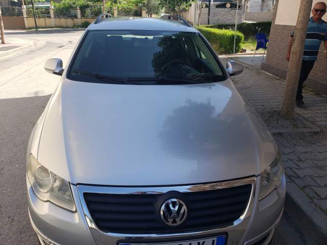 Fier, shitet makine Volkswagen Passat Viti 2006, 3.500 Euro
