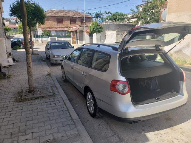 Fier, shitet makine Volkswagen Passat Viti 2006, 3.500 Euro