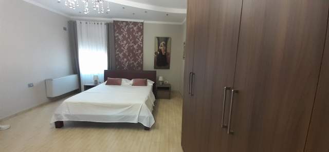 Super Apartament per shitje dhe qira ne Qender te Tiranes
