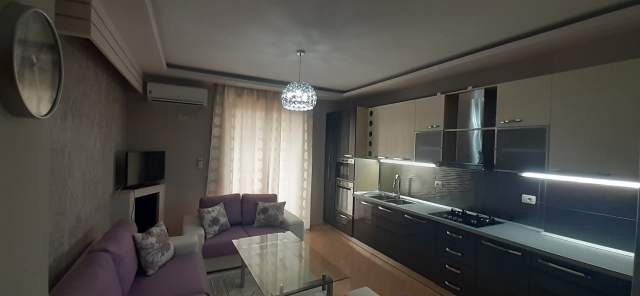 Tirane, jepet me qera apartament 2+1 te Don Bosko Kati 4, 450 Euro