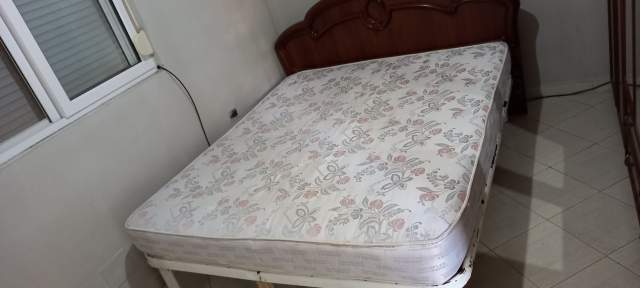 Tirane, okazion Shiten te gjitha mobiljet 25.000 Leke
