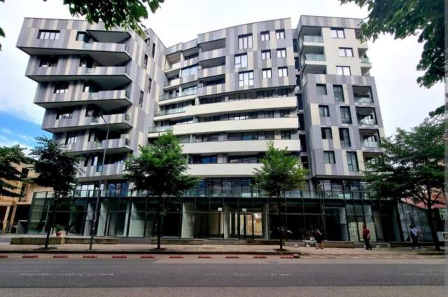 Tirane, shitet ambjent biznesi Kati 1, 226 m² 520.000 Euro (Rruga e Dibres)