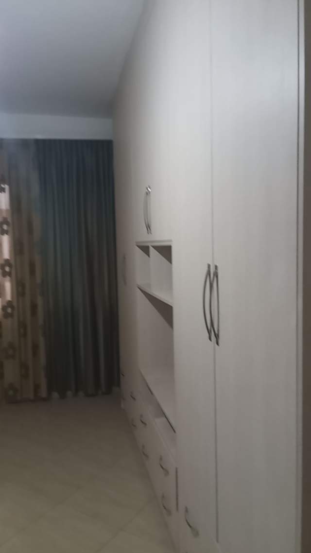 Tirane, jepet me qera apartament 2+1 Kati 3, 100 m² 40.000 Leke (Rrotondot Astir)