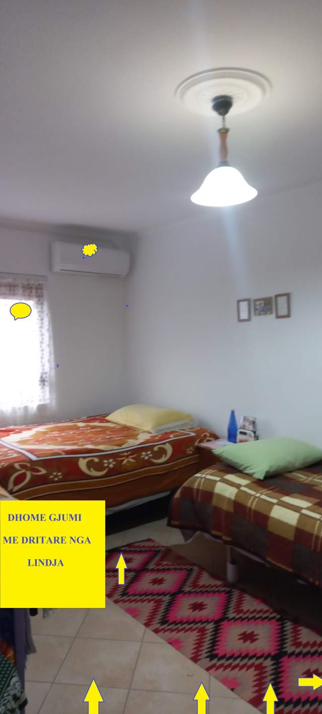 Elbasan, Shitet Apartament i rinovuar, tip 2+1, kati 4, pallat ekzistus 5-kate,tulle plotë, 70m², Cmimi 50'000€, në rr. Cen Jolldashi, 200m nga Unaza Elbasanit dhe 300m nga Normalja / Pedagogjikja