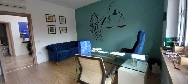Tirane, shitet zyre Kati 2, 160 m² 320.000 Euro (SAMI FRASHERI)