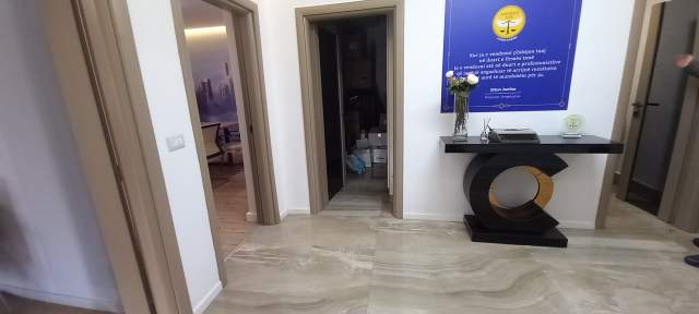 Tirane, shitet zyre Kati 2, 160 m² 320.000 Euro (SAMI FRASHERI)