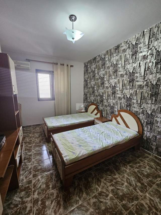 Durres, jepet me qera apartament 2+1+BLK Kati 4, 80 m² 30.000 Leke (PRANE MUZEUMIT, DURRES)